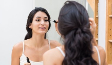 Poznaj genialny sposób na reanimację zaschniętego tuszu do rzęs. Jedna rzecz może go uratować