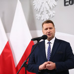 "Poznaj Polskę", czyli minister Czarnek zachęca do wycieczek. Lista miejsc pełna błędów