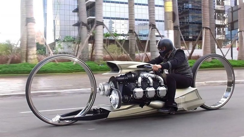 Poznajcie TMC Dumont, futurystyczny motocykl z silnikiem odrzutowym /Geekweek