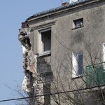 Poznań: ​Mieszkańcy ocalałej części kamienicy nie będą mogli wrócić po swoje rzeczy? 