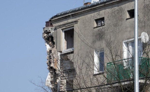 Poznań: ​Mieszkańcy ocalałej części kamienicy nie będą mogli wrócić po swoje rzeczy? 