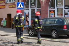 Poznań: Nieznany sprawca rozlał żrący kwas w aptece