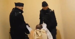 Poznań: Policjanci wynieśli księdza w trakcie nabożeństwa. Łamał obostrzenia