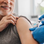 Poznań: Seniorzy mogą skorzystać z bezpłatnych szczepień przeciwko grypie 
