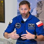 Pozorne wakacje przed lotem w Kosmos. Polak zbiera ostatnie szlify