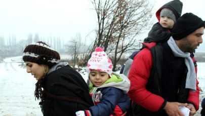 Pozwalał przemytnikom gwałcić żonę. Nie miał pieniędzy na podróż do Europy