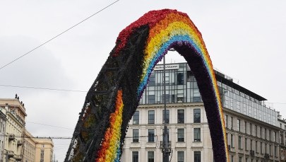 Pozwolili podpalić Tęczę. Zostaną zwolnieni