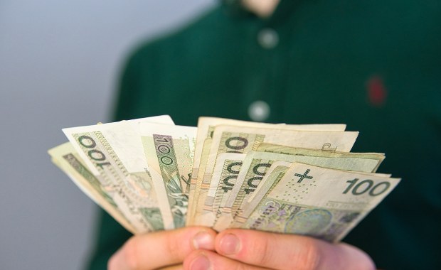 Pożyczył 500 zł, do spłaty ma 280 tysięcy. Interwencja prokuratora generalnego