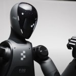 humanoidalny robot Pozywa Figure AI za "roboty zdolne zmiażdżyć ludzką czaszkę"