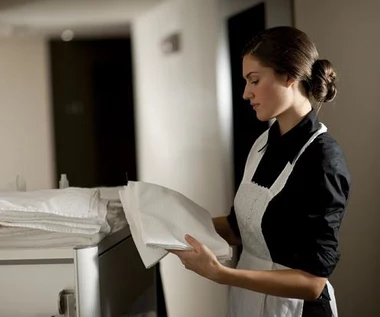 Praca w hotelu: Brudne sekrety pokojówek