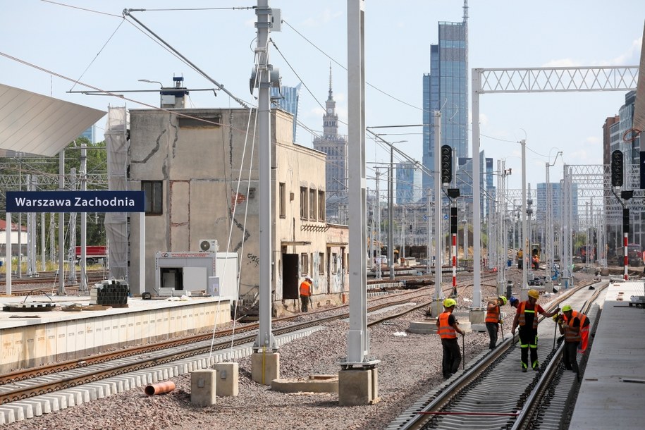 Prace budowlane na stacji kolejowej Warszawa Zachodnia /Paweł Supernak /PAP