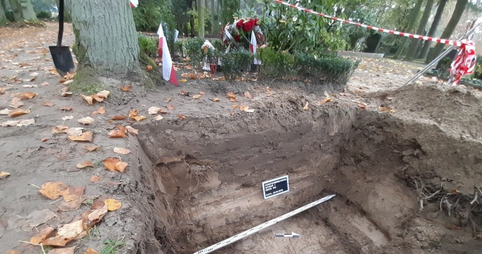 Prace na cmentarzu w miejscowości Fürstenberg /IPN