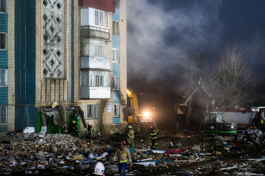 Prace poszukiwawczo-ratownicze w Tarnopolu /Vladyslav Musiienko /PAP