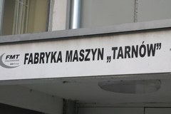 Pracownicy fabryki w Tarnowie pocałowali klamkę