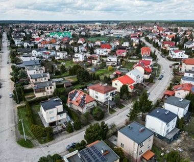 Pracownicy gmin ruszyli w teren. Wlepiają wysokie kary