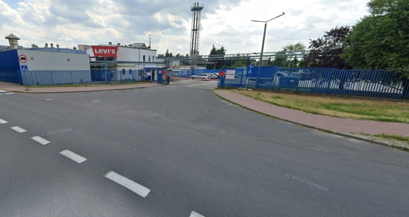 Pracownicy likwidowanej fabryki Levis'a w Płocku doszli do porozumienia z dyrekcją ws. odpraw /Google Maps /