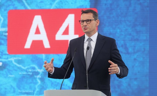 Pracownicy punktów szczepień funkcjonariuszami publicznymi. Premier poparł pomysł