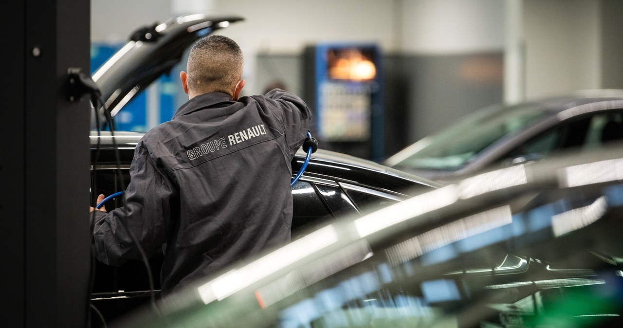 Pracownicy Renault zatrzymani. Chodzi o masowe kradzieże części /Getty Images