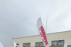 Pracownicy szpitala w Rybniku wyszli na ulice. „Płace poniżej godności”