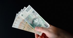 Pracownik sądu oskarżony o gigantyczne wyłudzenia. "Stałe źródło dochodów"