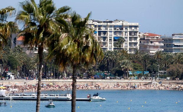 Pracownik sezonowy naciągnął najdroższy hotel Francuskiej Riwiery na kilkadziesiąt tys. euro