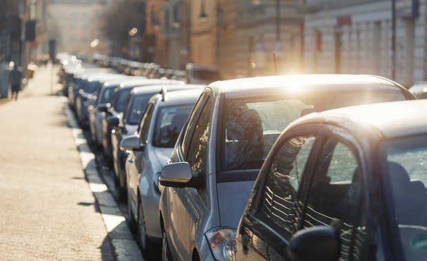 Pracownik socjalny zapomniał o dziecku. Trzylatek zmarł w rozgrzanym samochodzie
