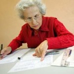 Pracujący emeryci stracą prawo do świadczeń z ZUS