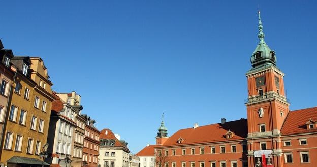 Pracujący w stolicy zarabiają średnio najwięcej w Polsce. Fot. JAN KUCHARZYK /Agencja SE/East News