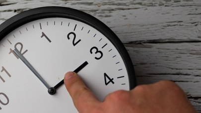 Pracujesz w nocy z 25 na 26 października? Dostaniesz więcej pieniędzy