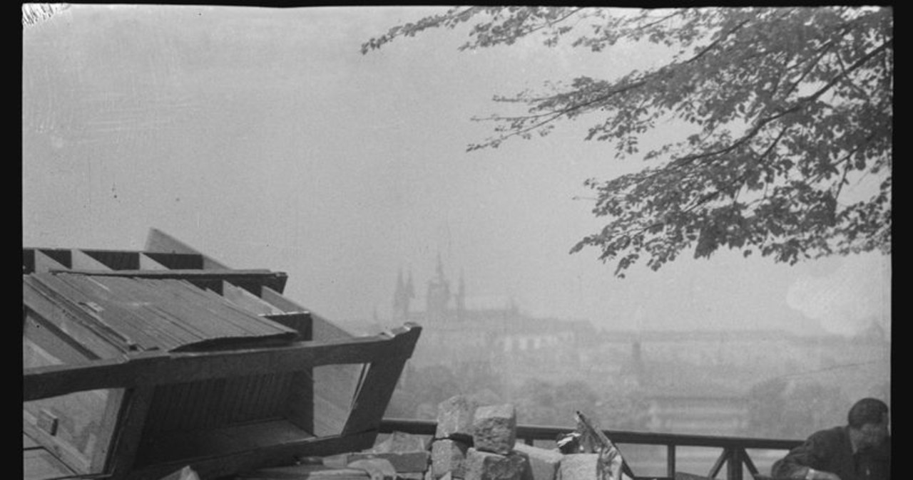 Praga poraniona wojną. Zobacz niepublikowane dotąd zdjęcia