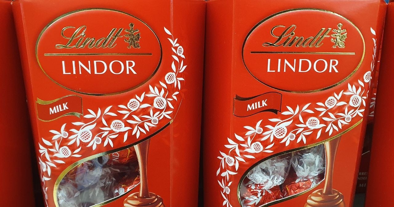 Praliny Lindt 70% taniej w Lidlu! /adobestock /INTERIA.PL
