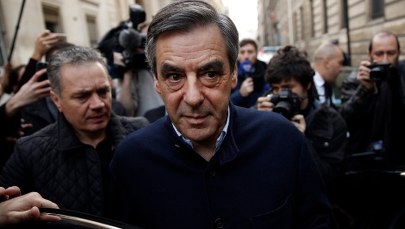 Prawicowe prawybory we Francji: Triumf Francois Fillona