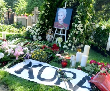Prawicowi publicyści zniesmaczeni pogrzebem Kory. "Tandetne bluźnierstwo" 
