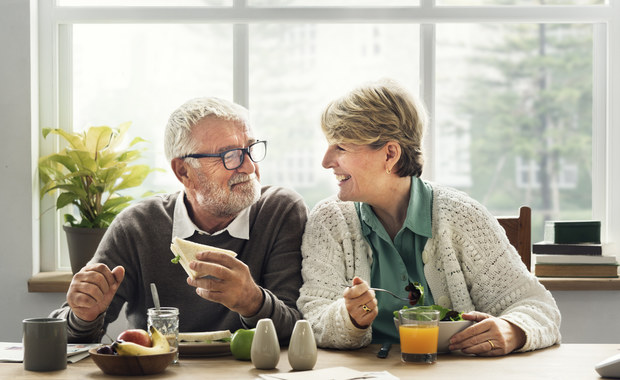 Prawidłowe odżywianie dla seniorów. Na co zwrócić uwagę?
