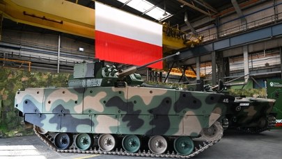 Prawie 1000 borsuków dla wojska. Szef MON zatwierdził umowę