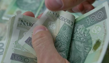 Prawie 2 mld zł na martwych rachunkach. Polacy nie wiedzą, gdzie mają pieniądze 