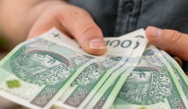 ​Prawie 2 tys. zł miesięcznie. Tyle od stycznia dostanie większość emerytów