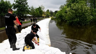 Prawie 2 tysiące interwencji strażaków. Trwa walka z wodą