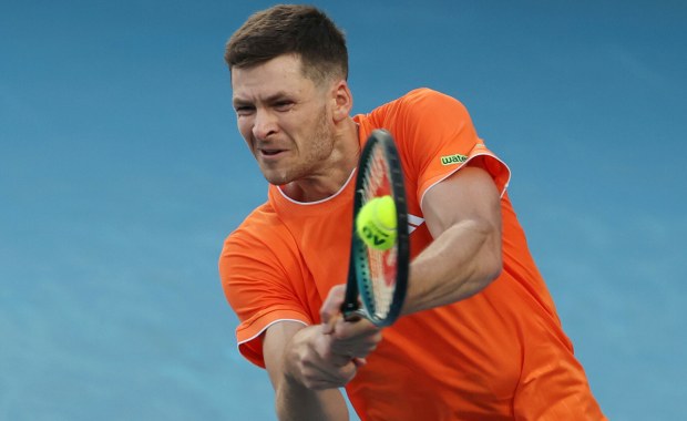 Prawie 3,5 godziny na korcie. Zacięty bój Huberta Hurkacza