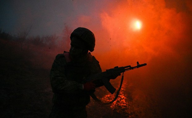 Prawie 52 tys. gospodarstw bez prądu. Potężny atak Rosji na elektrownię 