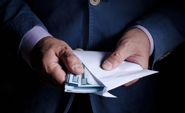 Prawie sto osób stanie przed sądem. Dokonali gigantycznych wyłudzeń