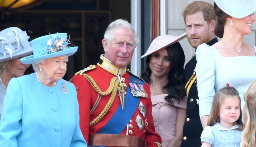 Prawnicy Meghan udowodnili, że książę Karol nie mógł odebrać SMS-a od syna /Getty Images
