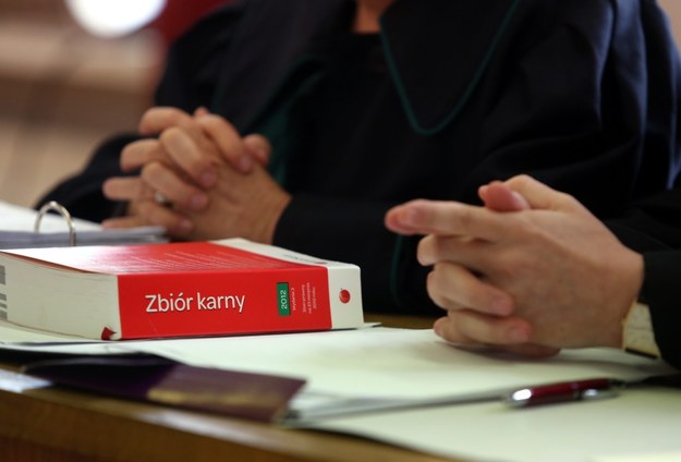 Prawnik na sali sądowej /Tomasz Gzell /PAP