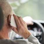 Prawo Evana pozwoli sprawdzić czy kierowca podczas jazdy samochodem używał telefonu