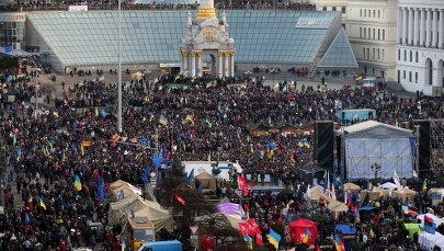 "Precz z kryminalistą!". Blokują siedzibę Janukowycza