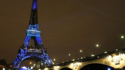 Premier apeluje do turystów: Przyjeżdżajcie do Paryża