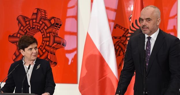 Premier Beata Szydło (L) i premier Albanii Edi Rama (P) /PAP
