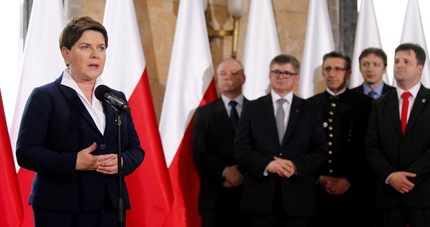 Premier Beata Szydło (L) podczas uroczystości oficjalnego powołania Polskiej Grupy Górniczej /PAP