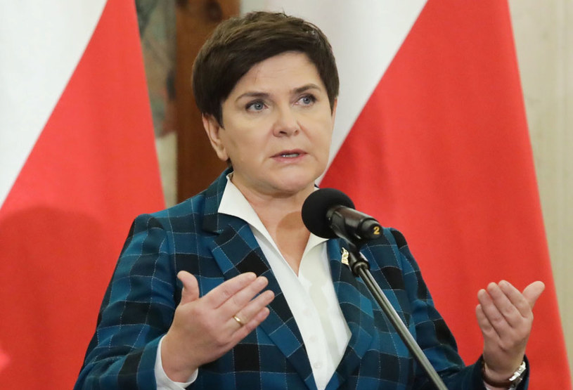 Premier Beata Szydło pozostanie na stanowisku /Tomasz Gzell /PAP