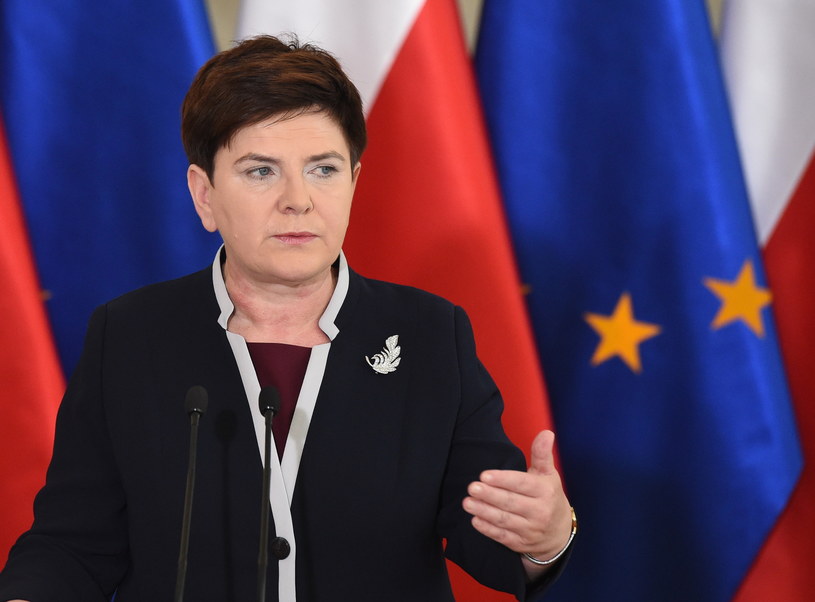 Premier Beata Szydło /Radek Pietruszka /PAP